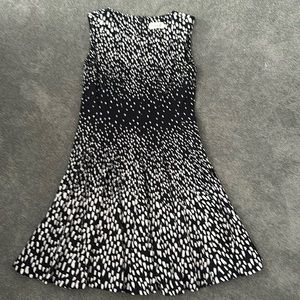 Eliza J sleeveless Dress 4P